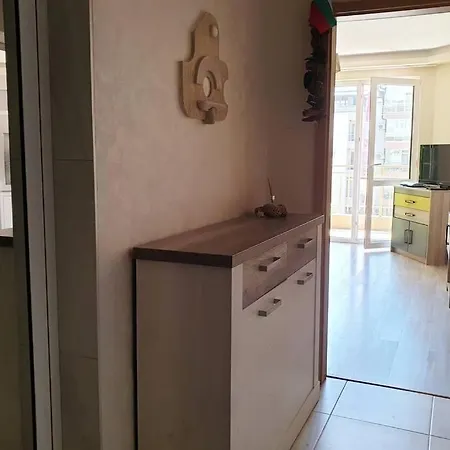 диана Apartament Pomorie