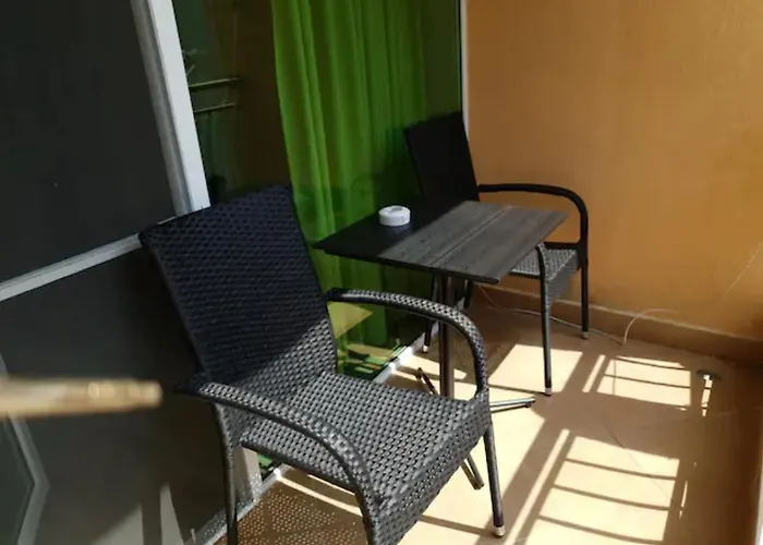 диана Διαμέρισμα Πομόριε